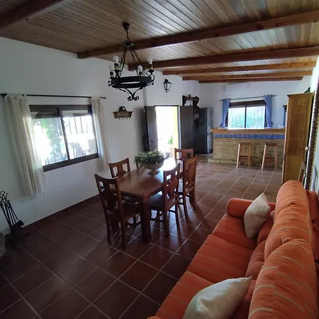 Vivienda Rural Madronos